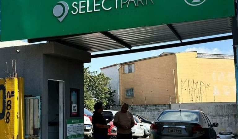 Entrada do estacionamento da SelectPark em Itapevi